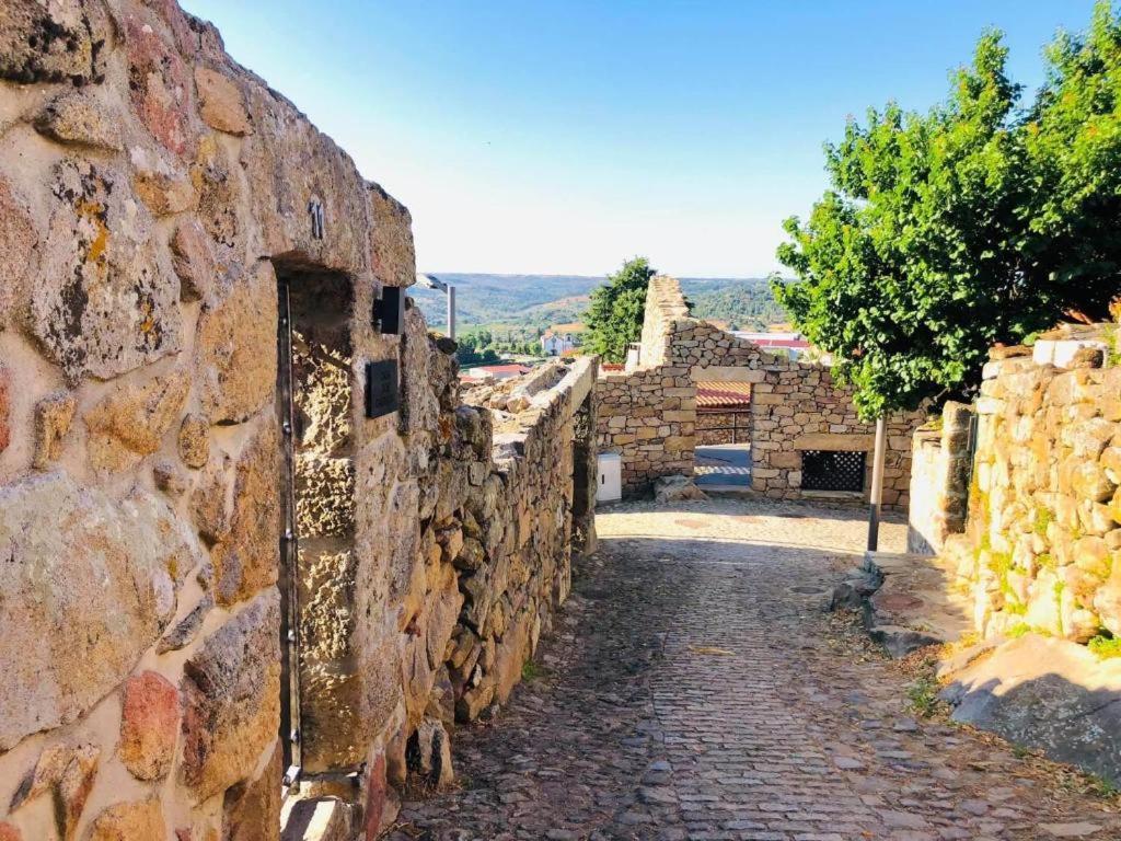 Casa Dos Castelos . Centro Historico De Pinhel Exterior photo